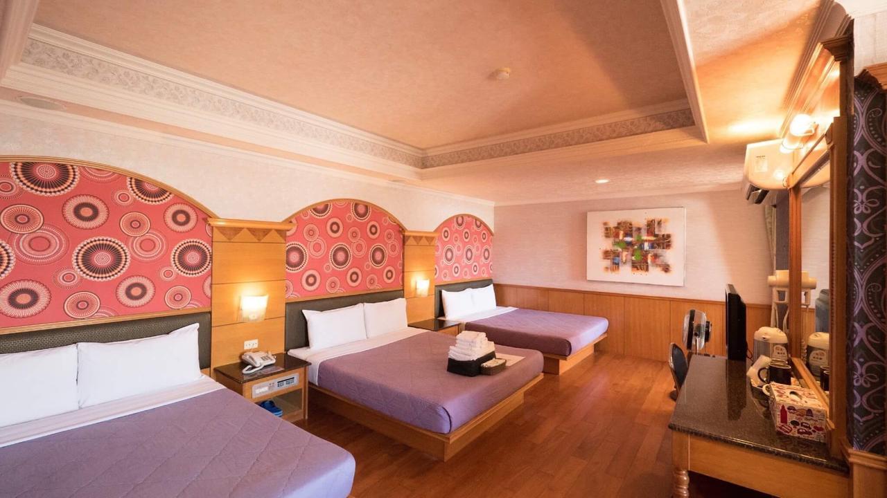 Bicycle Inn Kenting Bagian luar foto