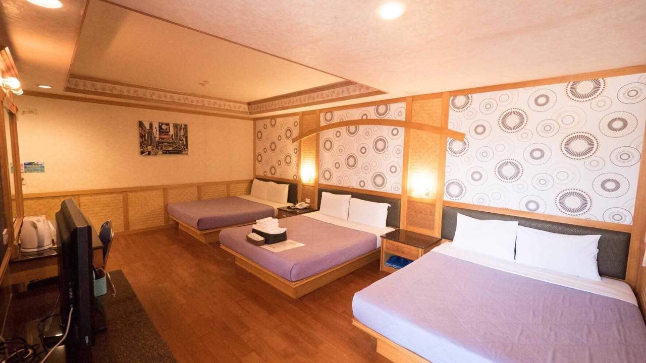 Bicycle Inn Kenting Bagian luar foto